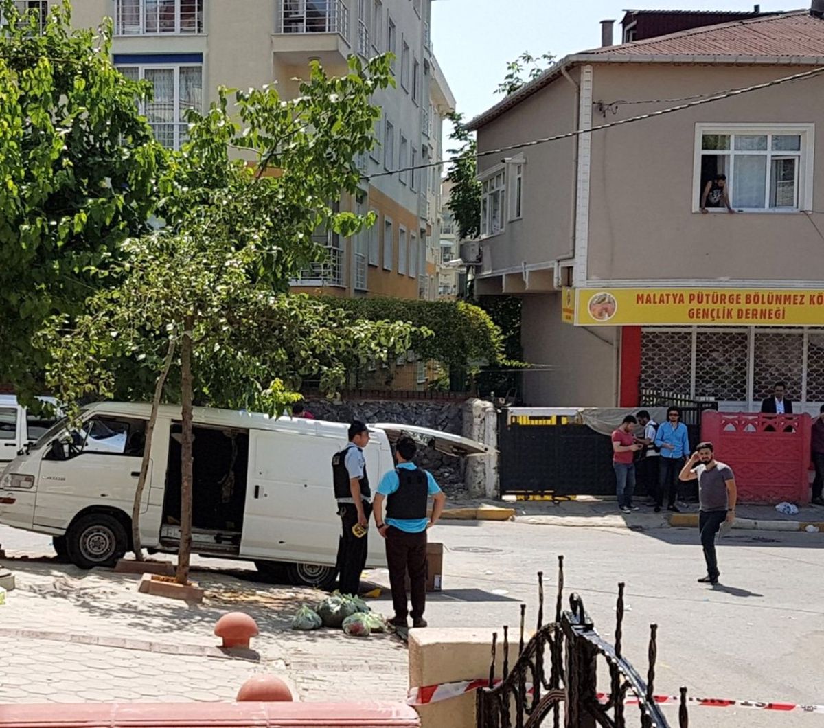 Sancaktepe\'de Polisle Çatışan Gasp Çetesinin 2 Üyesi Cezaevi Firarisi Çıktı