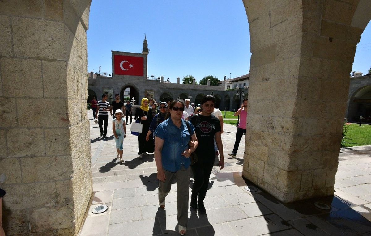 Tur Otobüsü, \'Tarihe Yolculuk\' Turlarına Başladı