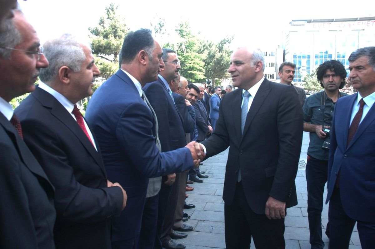 Vali Zorluoğlu Göreve Başladı