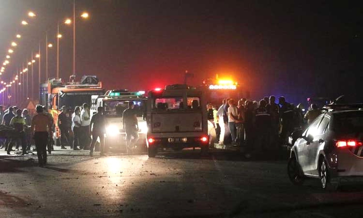 2- Denizli\'de Tır ile Çarpışan Lpg Tankeri Patladı: 3 Ölü