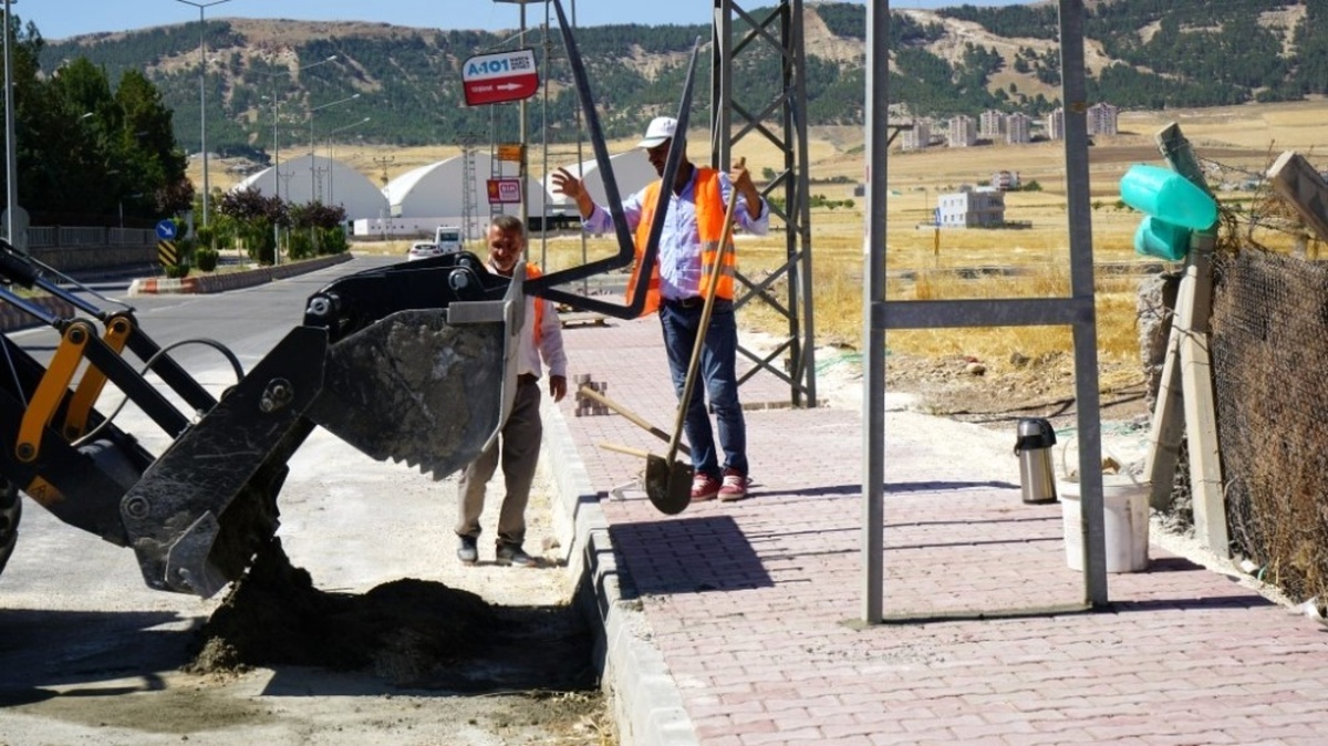 Adıyaman Belediyesinden Kaldırım Çalışması