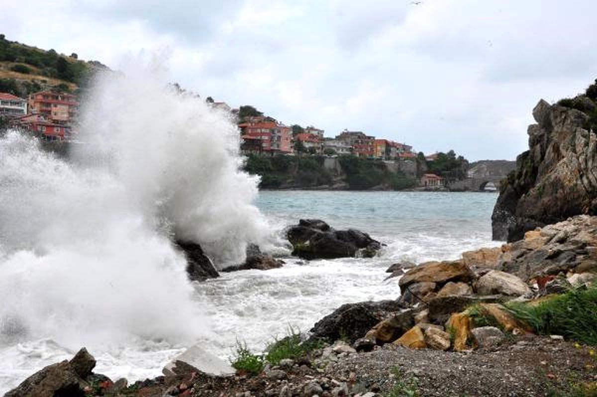 Amasra\'da Dalga Hatırası