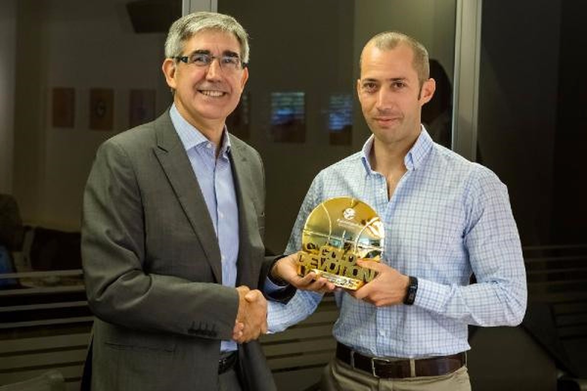 Anadolu Efes Spor Kulübü\'ne Euroleague\'den "Avrupa\'nın En İyi Pazarlama Yapan Takımı Ödülü"