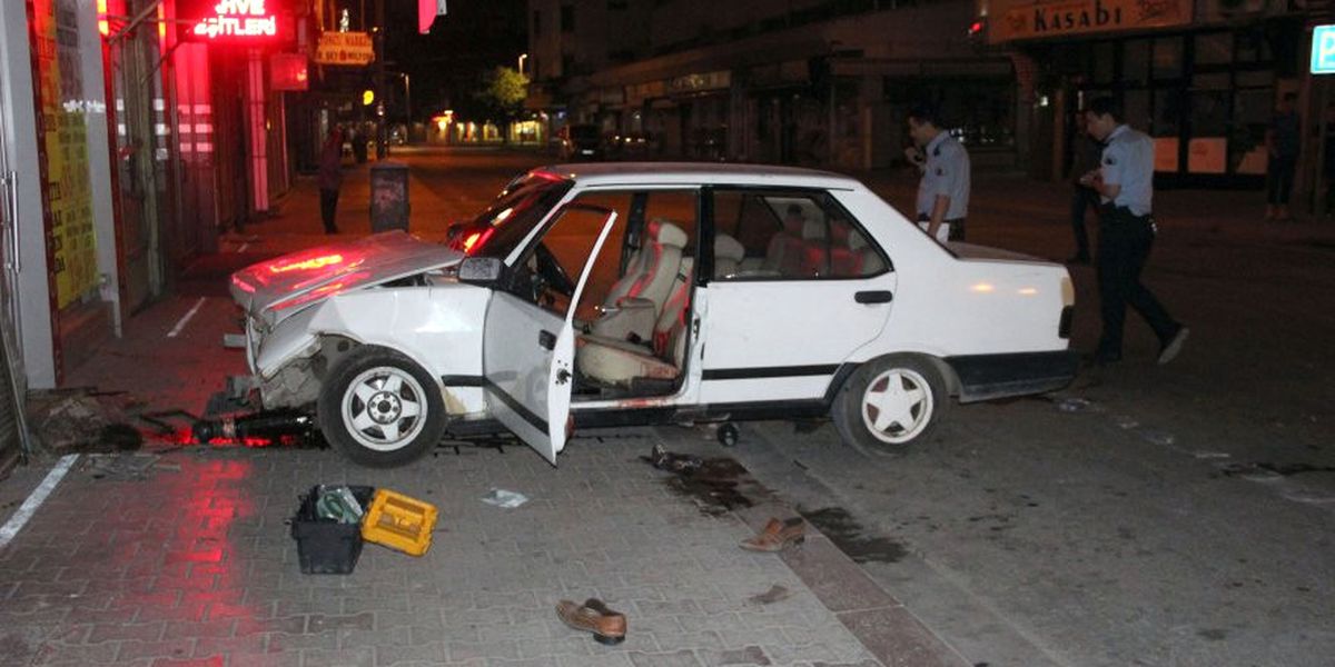 Araç Kullanırken Silahla Vurulan Kişi Öldü