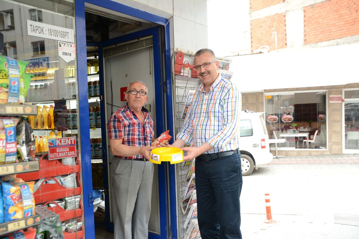 Başkan Ali Özkan\'dan Sokak Hayvanları İçin Örnek Davranış
