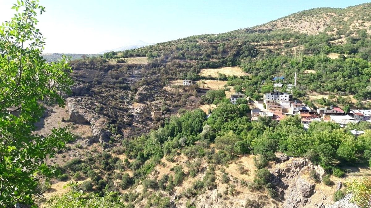 Çemişgezek\'te Yangın