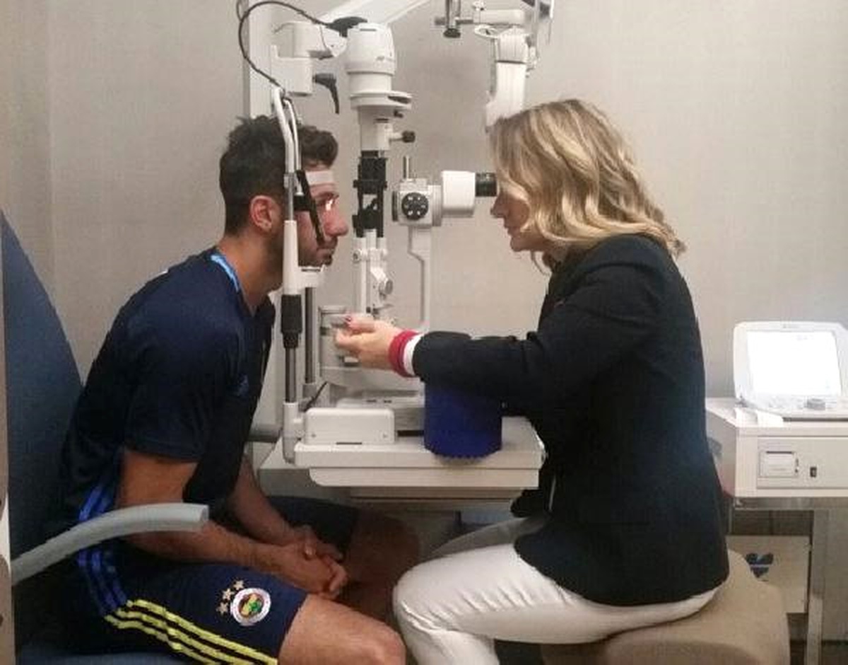 Fenerbahçe\'de Milli Futbolcular Sağlık Kontrolünden Geçti