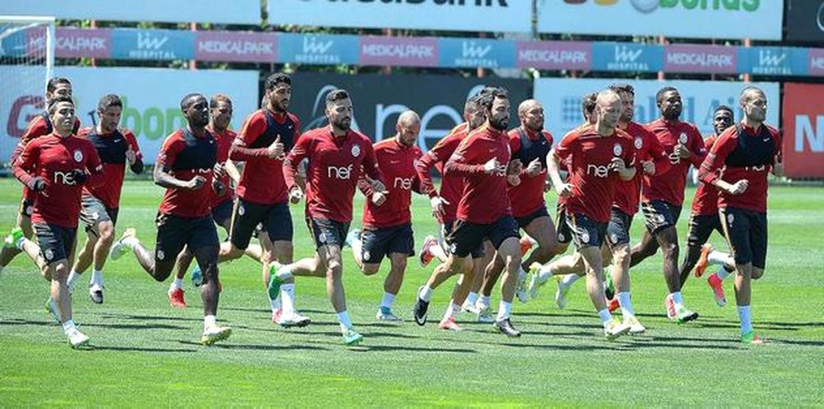 Galatasaray Günü Çift İdmanla Tamamladı