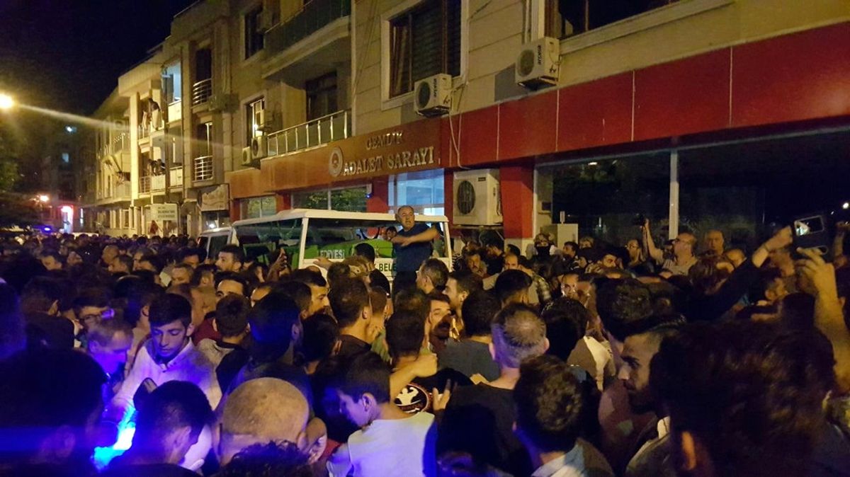 Gemlik\'te Bir Polis Şehit Oldu
