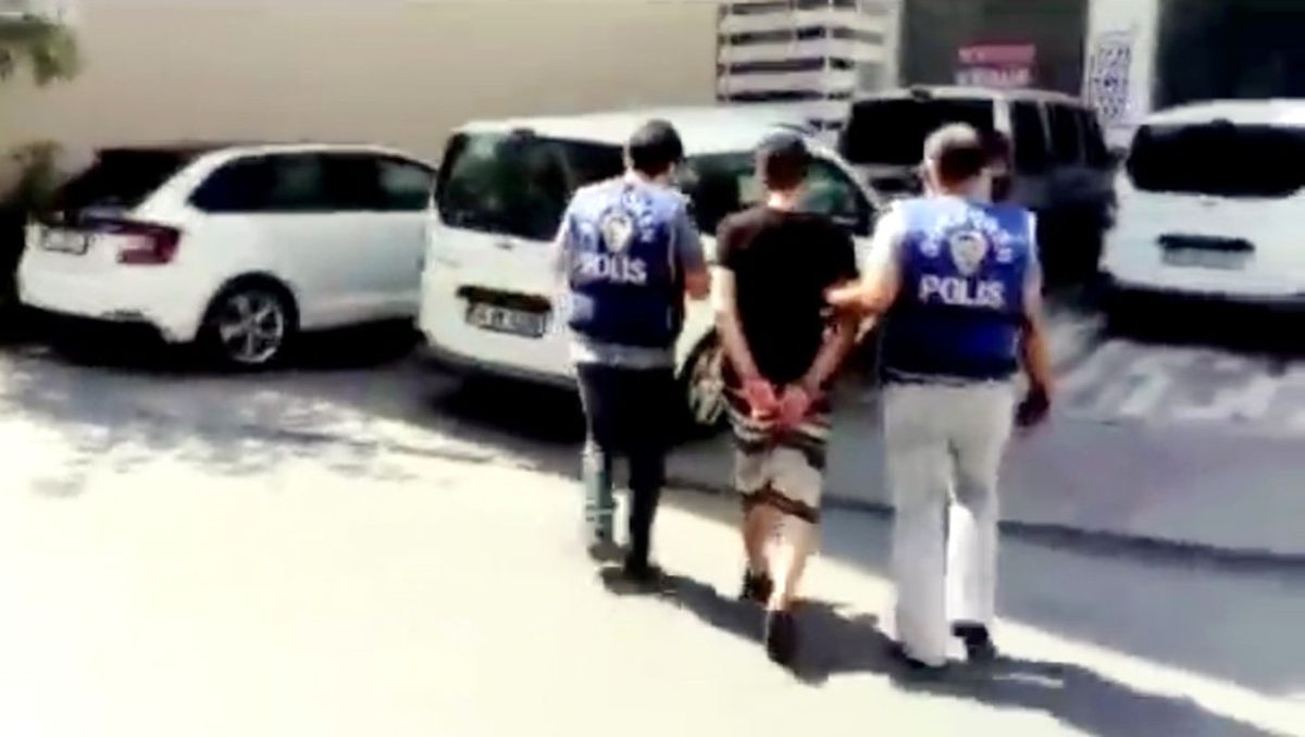 Göngören\'de Bir Kadının Cüzdanını Kapkaç Yapan Zanlı Yakalandı