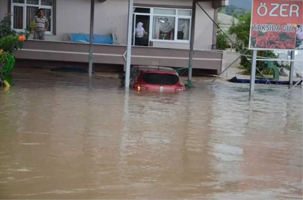 Güncelleme 2 - Yalova\'da Şiddetli Yağış