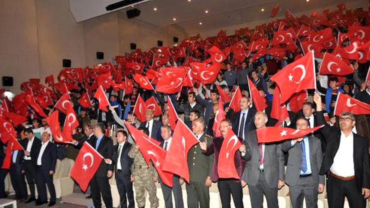 İçimizdeki Kahramanlar 15 Temmuz Gecesini Anlatıyor" Programı