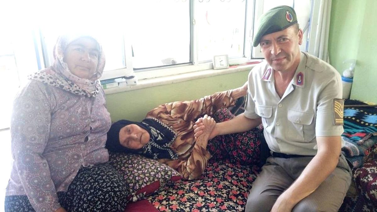 Jandarma Bu Defa Kutlama İçin Geldi