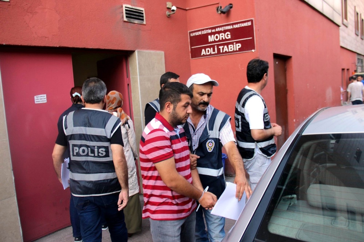 Kayseri\'de 64 Kişiye Fetö\'den Gözaltı