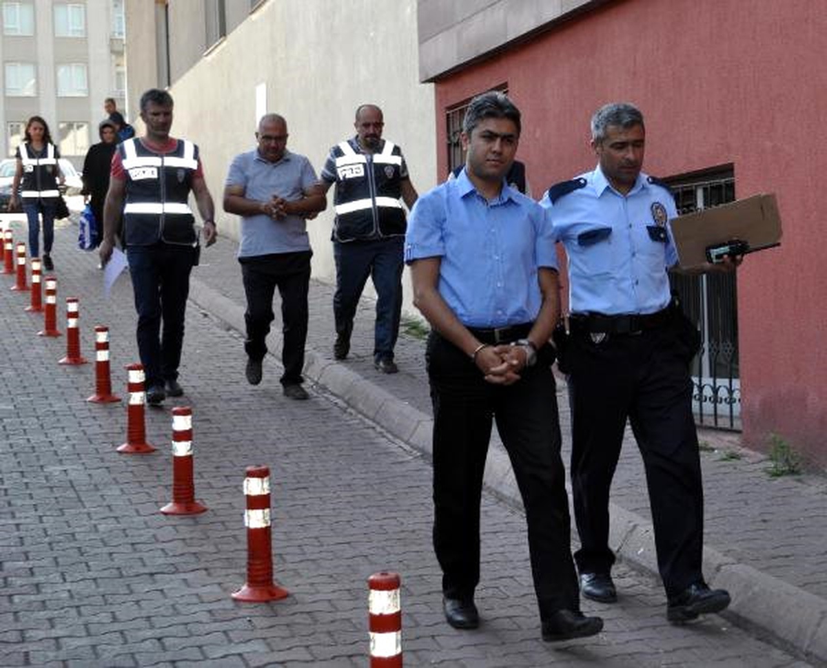 Kayseri\'de Fetö/pdy Operasyonu: 64 Gözaltı