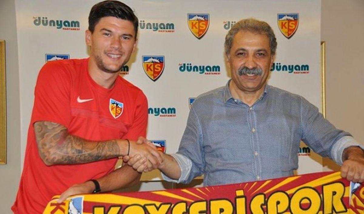 Kayserispor\'a Rumen Defans Oyuncusu