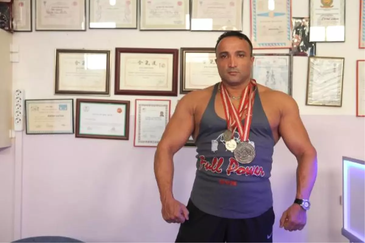 Kondisyon Bisikletinden Düşen Antrenör Yaşamını Yitirdi