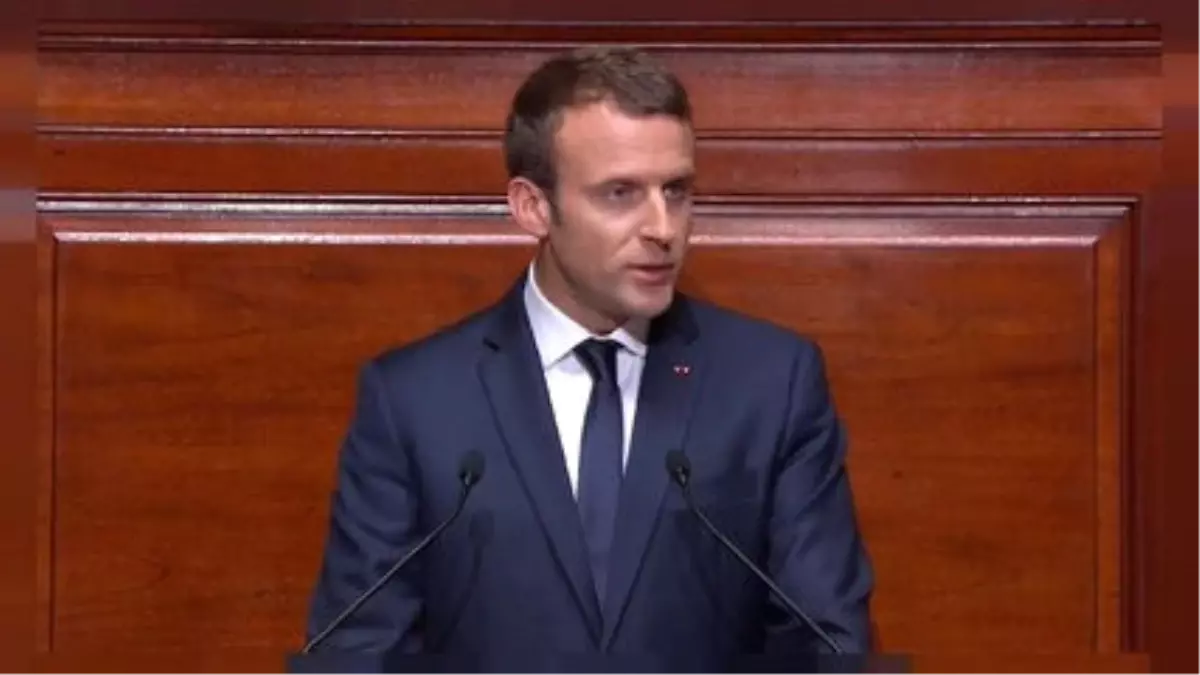 Macron Kongreye Konuştu