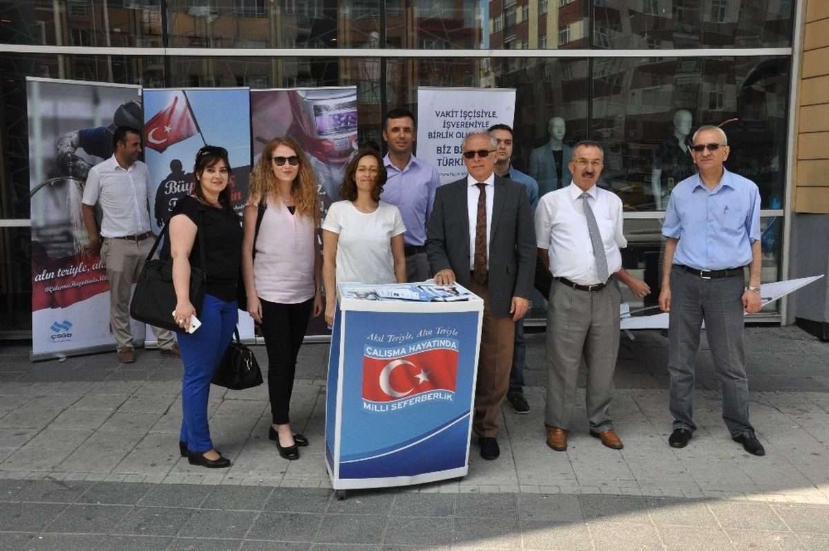 Milli Seferberlik Otobüsü Eskişehir\'de