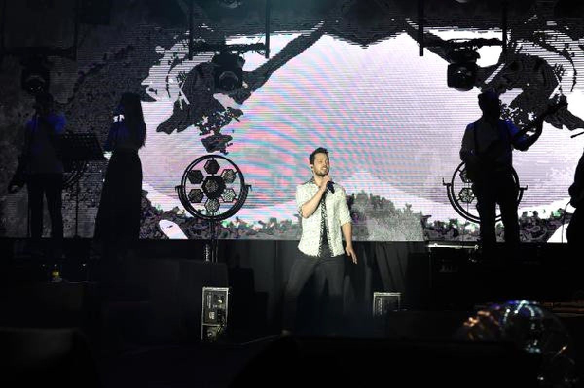 Murat Boz\'dan 25 Bin Hayranına Konser