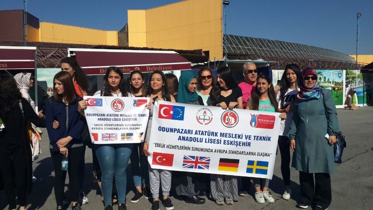 Odunpazarı Atatürk Mesleki ve Teknik Anadolu Lisesi Öğrencileri İsveç\'e Gitti