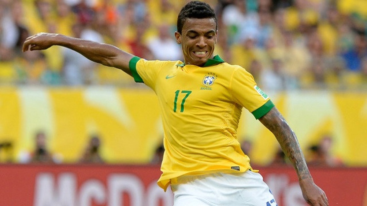 Olympique Marsilya, Luiz Gustavo\'yu Renklerine Bağladı