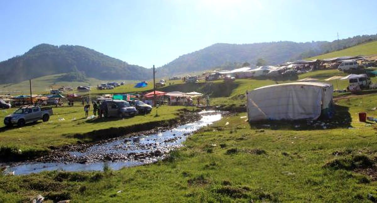 Ordu\'da Sıcaktan Bunalanlar Yaylalara Akın Etti