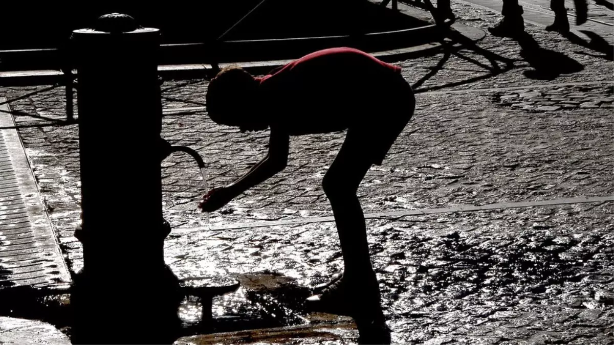 Roma\'nın Meşhur Çeşmeleri Kuraklık Nedeniyle Kapatılıyor