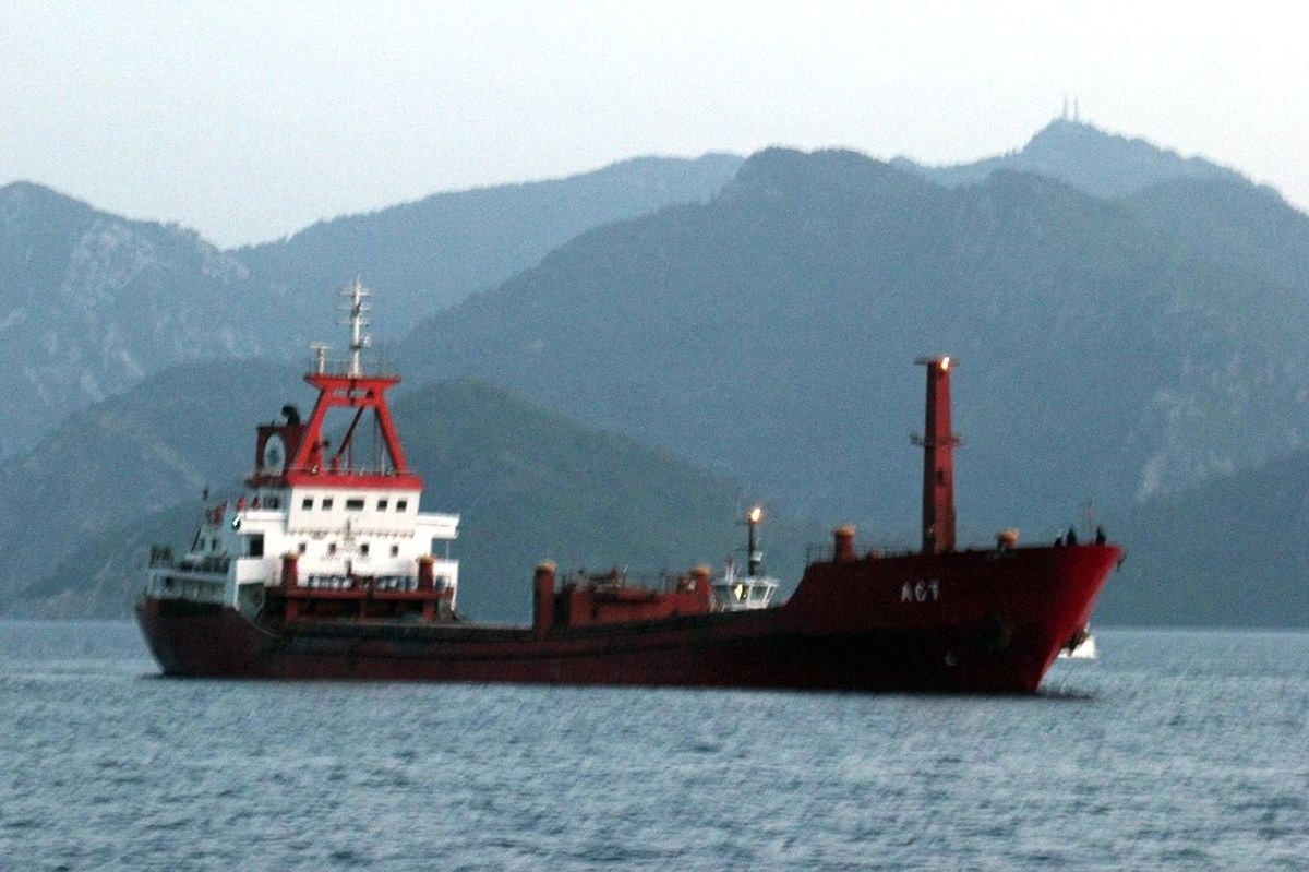 Saldırıya Uğrayan Türk Gemisi Marmaris Limanı\'nda