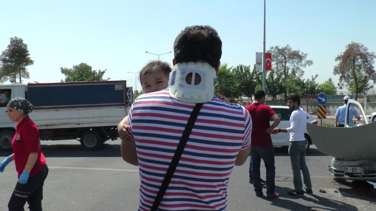 Şanlıurfa\'da Trafik Kazası: 3 Yaralı