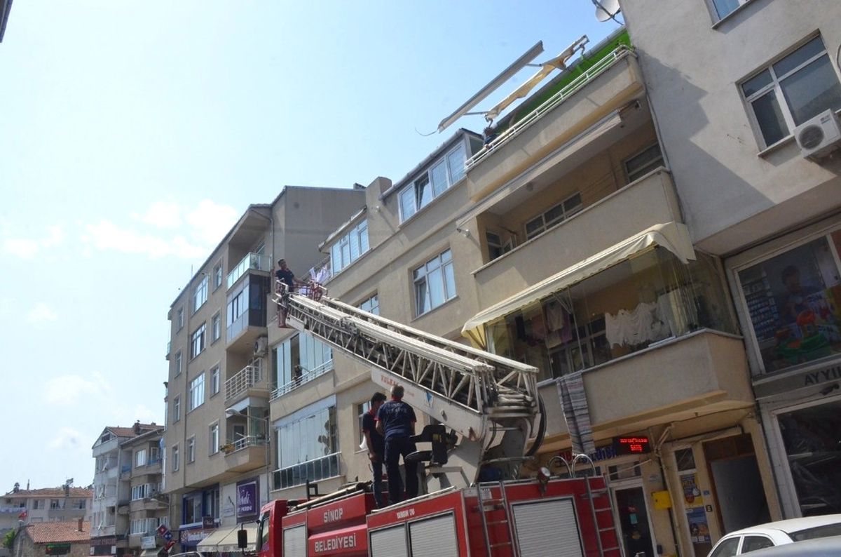 Sinop\'ta Şiddetli Rüzgar