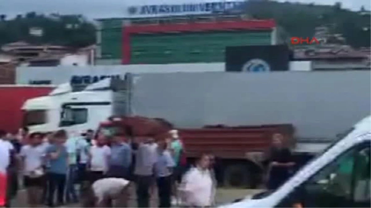 Trabzon\'da Zincirleme Kaza 3 Ölü, 8 Yaralı