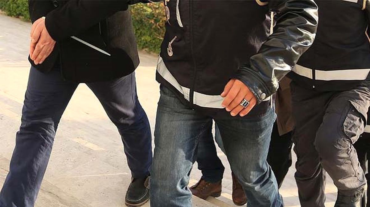 Van\'da Pkk/kck Operasyonu: 30 Gözaltı
