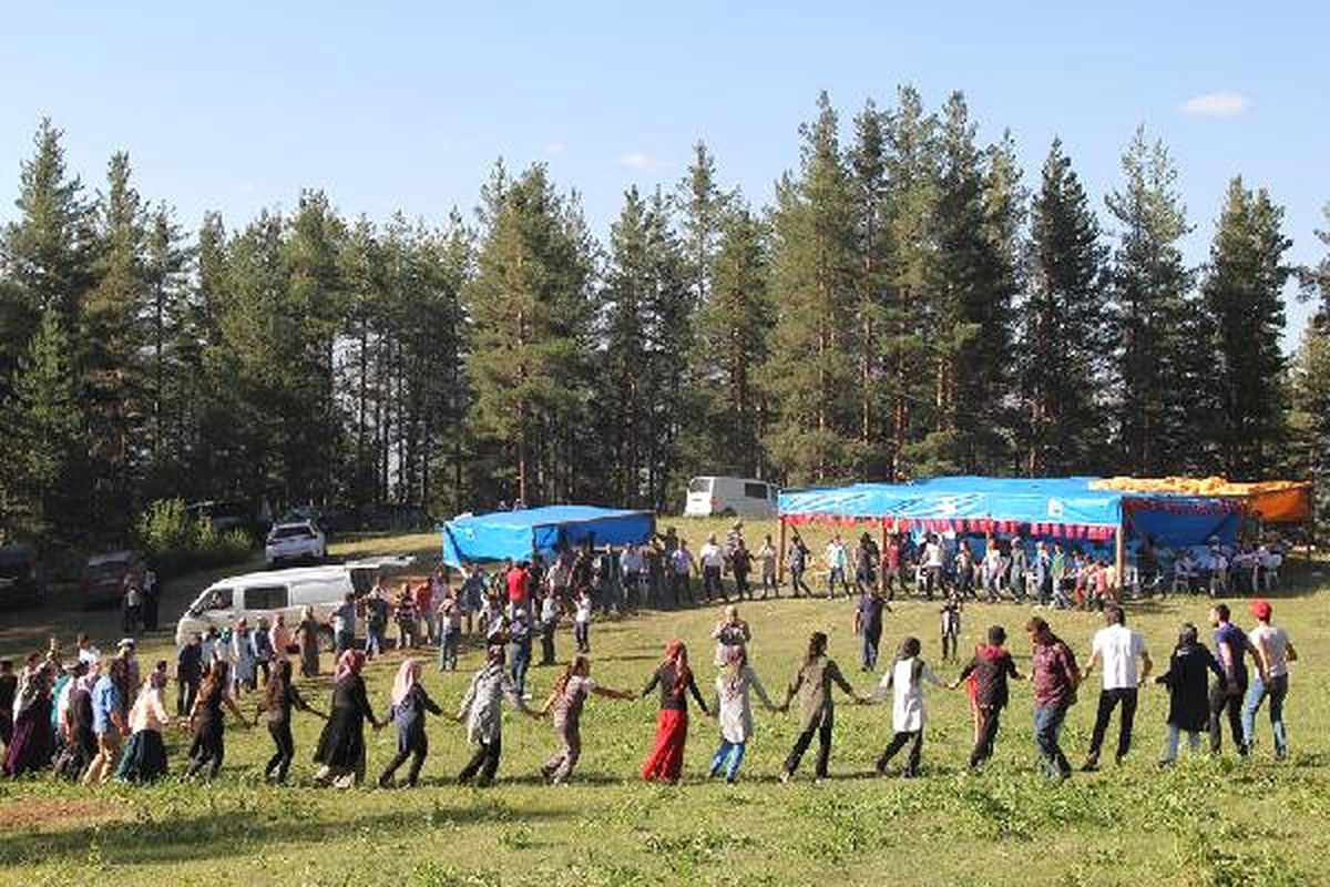 Yaylada Şölen Gibi Piknik