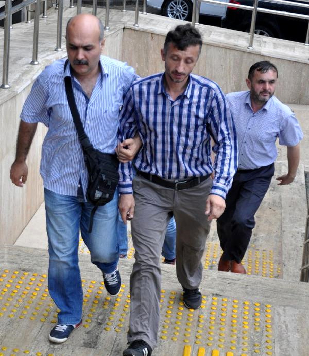 Zonguldak\'ta Fetö\'den 6 Kişi Adliyede