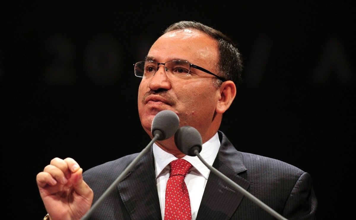 Adalet Bakanı Bozdağ: "Adil Öksüz, Eninde Sonunda Bulunacaktır"