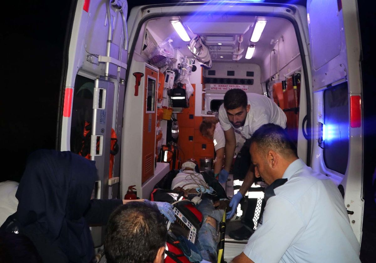 Adana\'da Trafik Kazası: 2 Yaralı