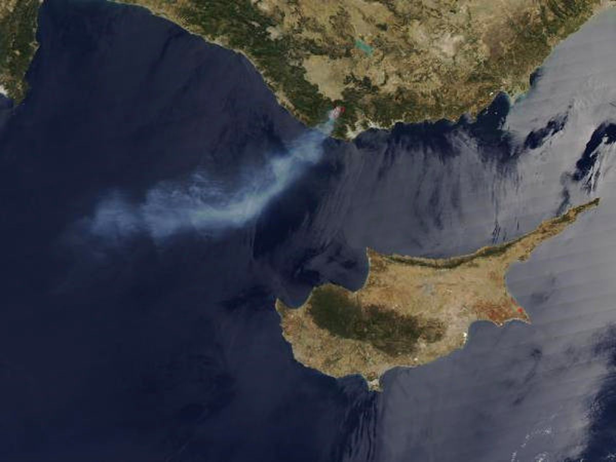Anamur\'da Yangın 200 Hektar Ormanı Etkiledi (2)
