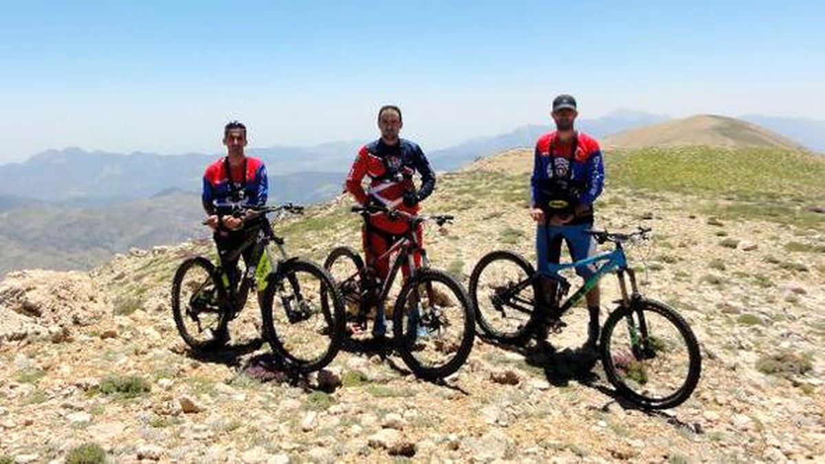 Antalya 2760 Rakımda Pedal Çevirdiler