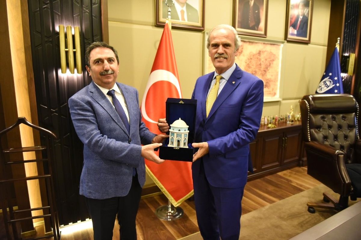 Başkan Altepe\'den Şahin\'e Tebrik