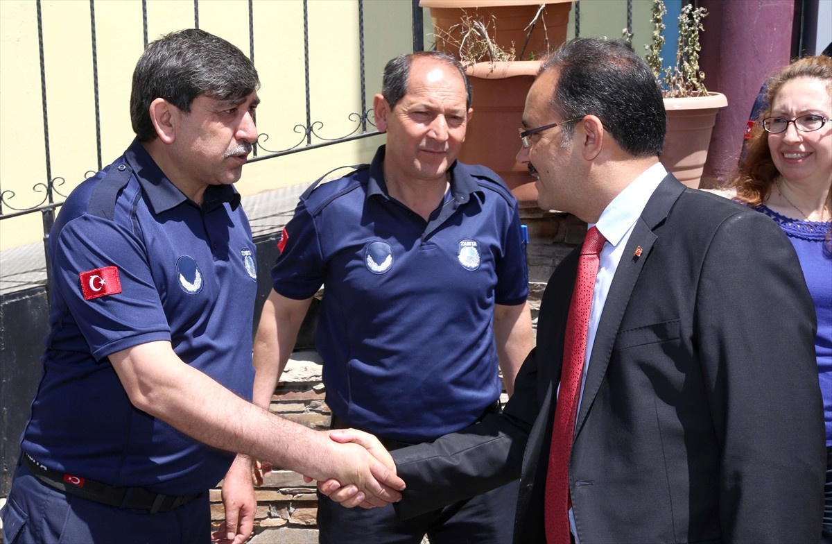 Başkan Cahan Yaralanan Zabıtaları Ziyaret Etti