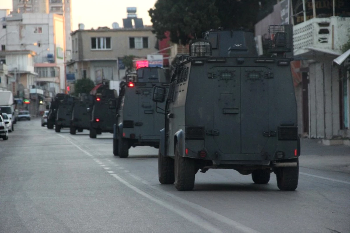 DEAŞ\'ın Hücre Evinden 6 Canlı Bomba, 1 Çocuk Gelin Çıktı!