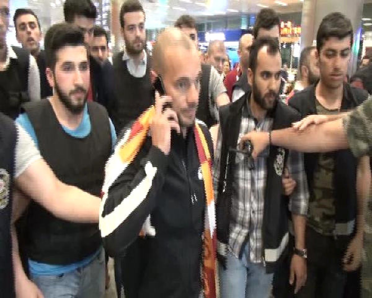 Galatasaraylı Sneijder İstanbul\'a Döndü