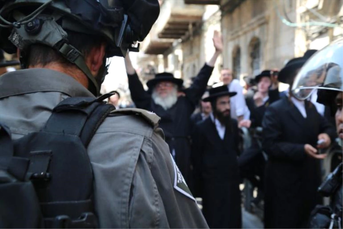 Haredi Yahudileri İsrail Polisiyle Çatıştı