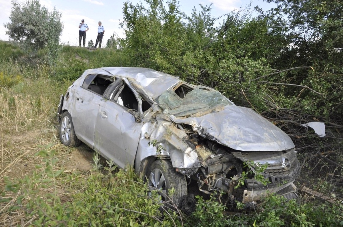 Hurdaya Dönen Otomobilden Mucize Eseri Kurtuldu