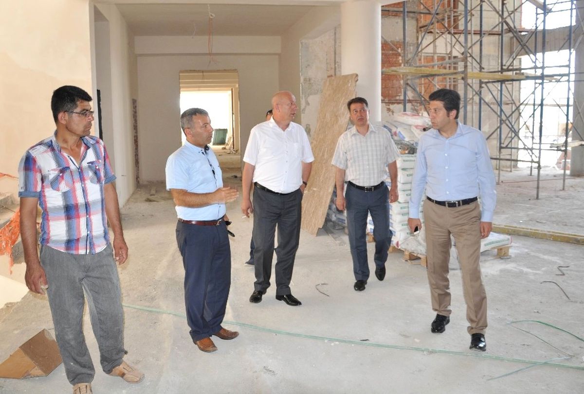 İl Milli Eğitim Müdürü Ulusan, Çerkezköy\'deki Okul İnşaatlarını İnceledi
