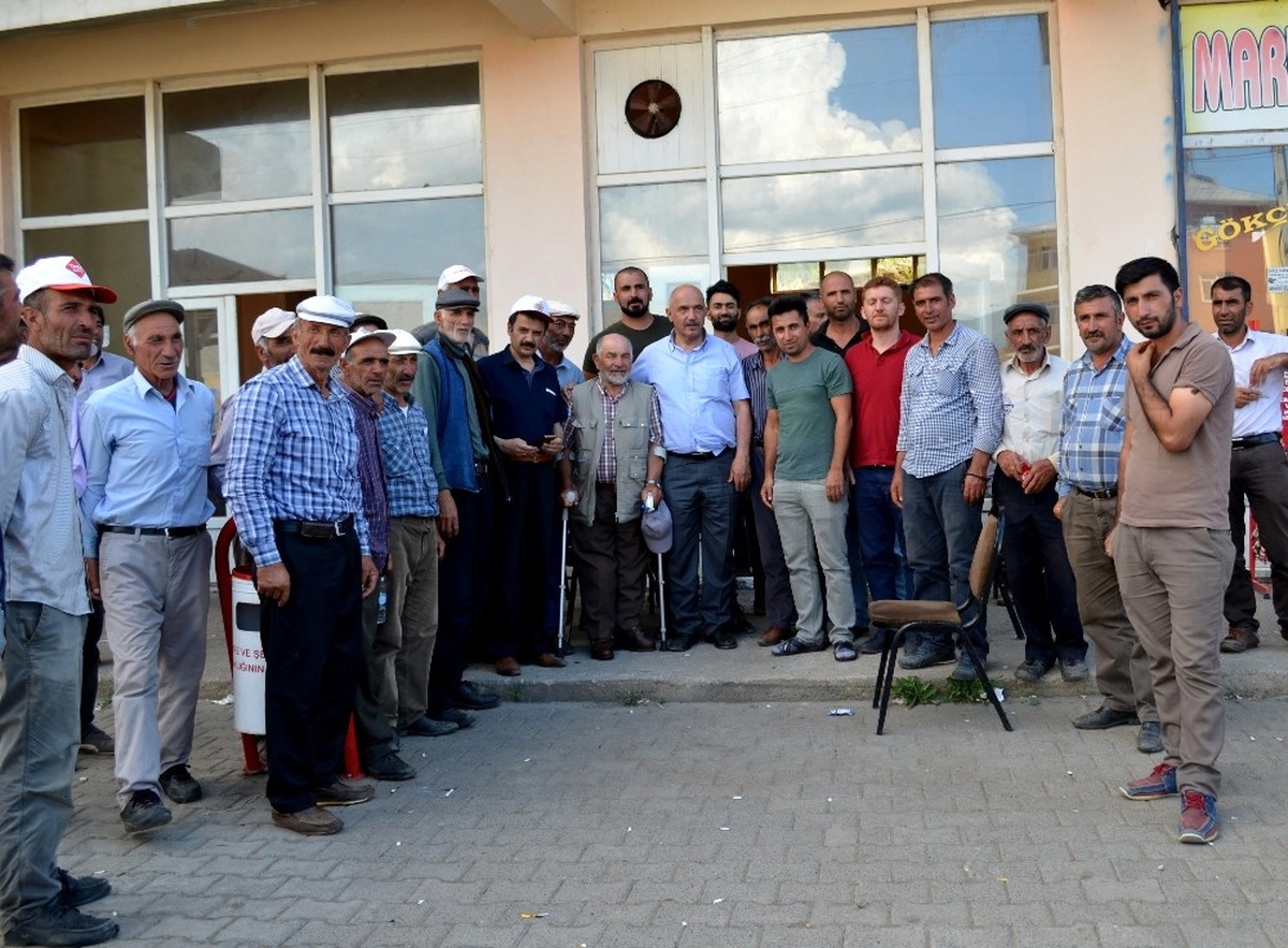 Ilıcalı, Şenkaya ve Uzundere Esnafını Ziyaret Etti