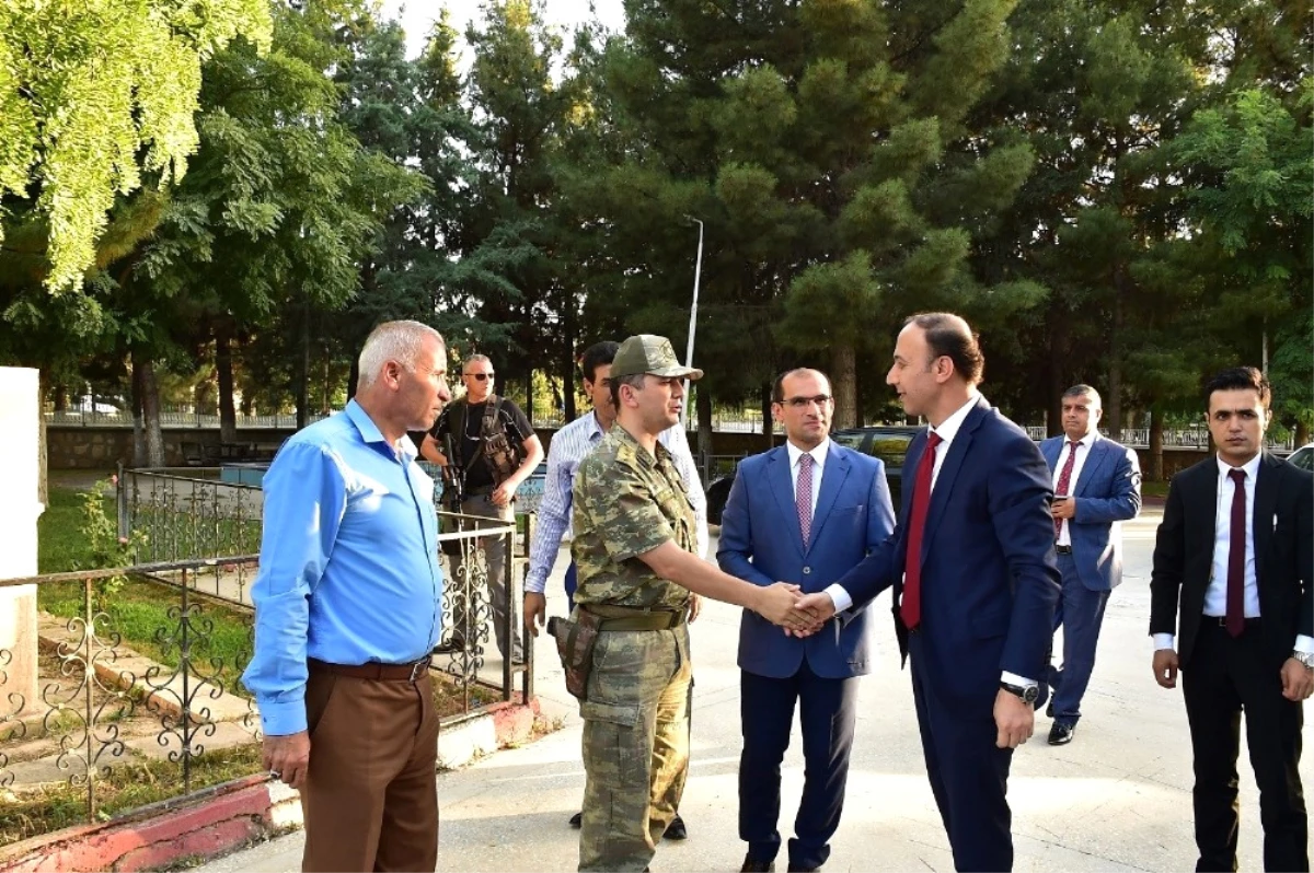 İlk Ziyaretini Referandum Birincisi Harran ve Akçakale\'ye Yaptı