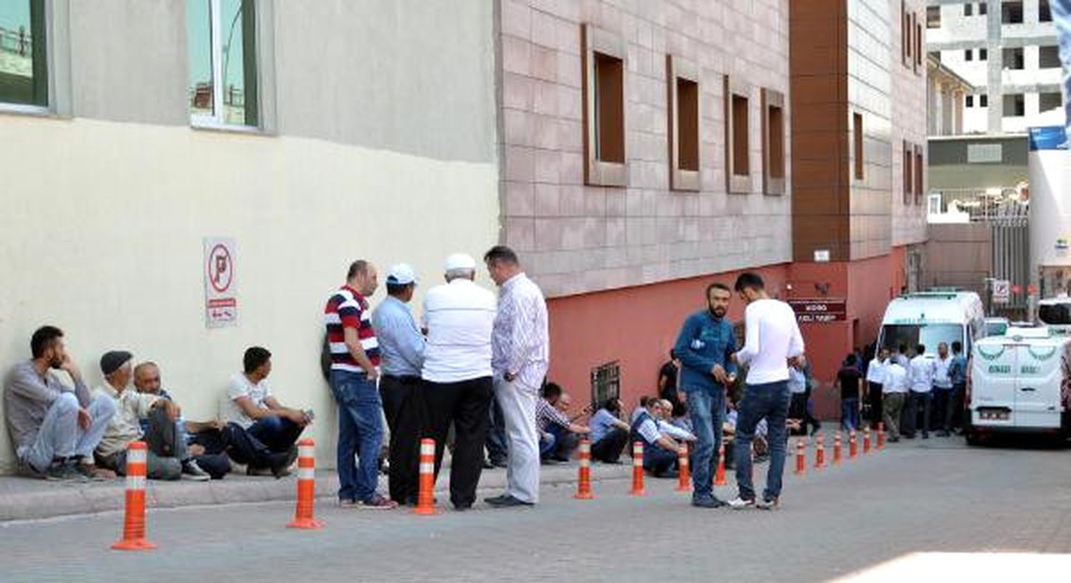 İncesu\'da Silahlı Kavga Muhtar ve Amcası Öldürüldü (2)