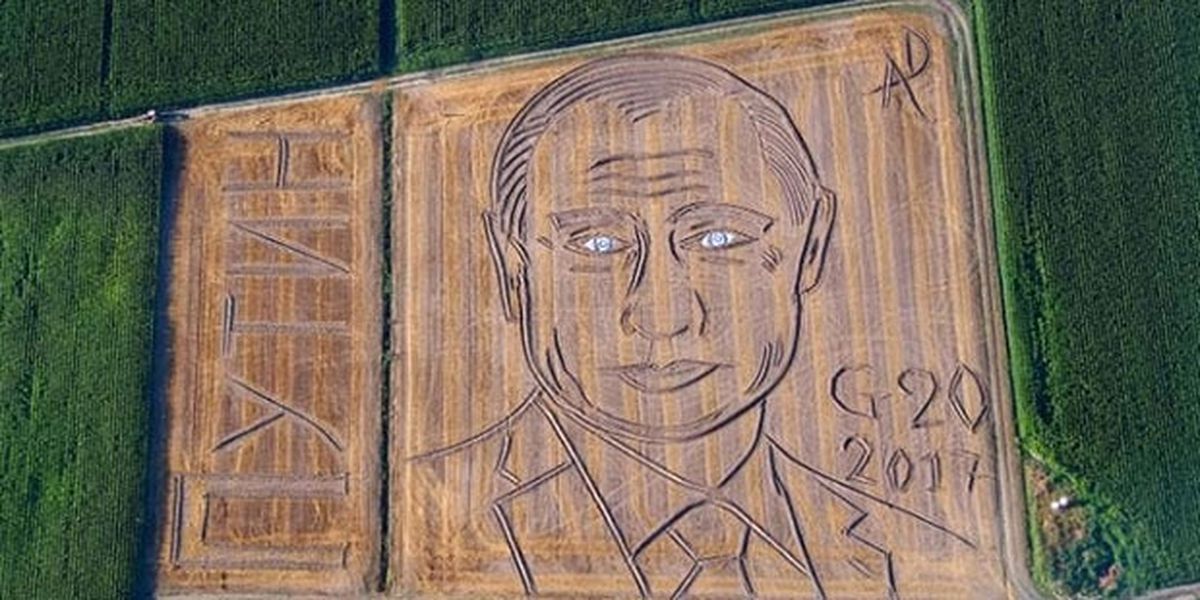 İtalya\'da Tarlada Dev Putin Portresi